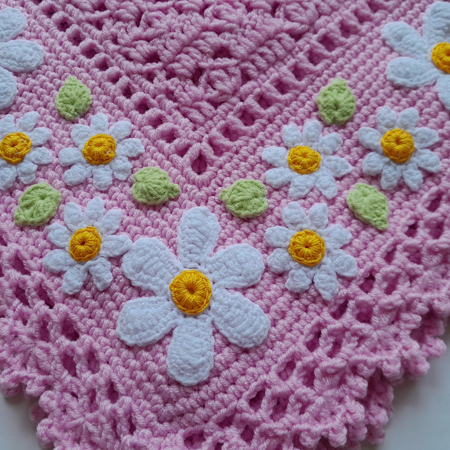 Pink Crochet Baby Blanket with Daisy Flowers Applique