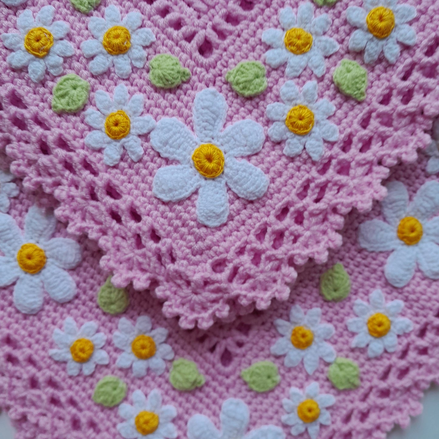 Pink Crochet Baby Blanket with Daisy Flowers Applique