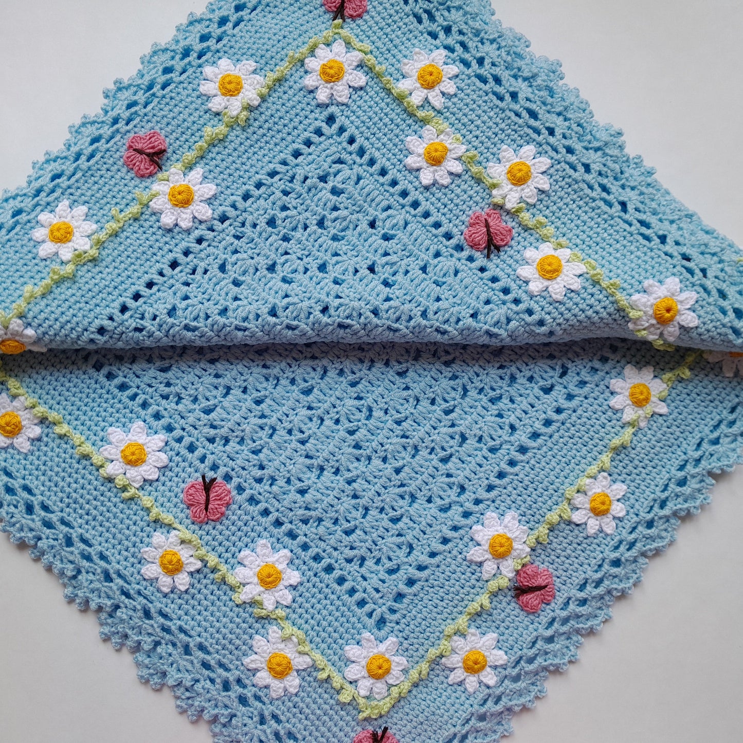 Crochet Baby Blanket Daisy Butterfly Applique