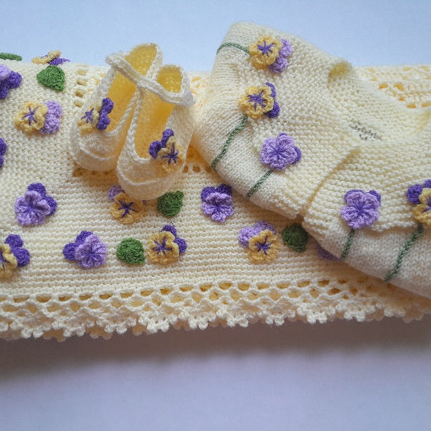 Hand-made Baby Set with Pancy Flowers