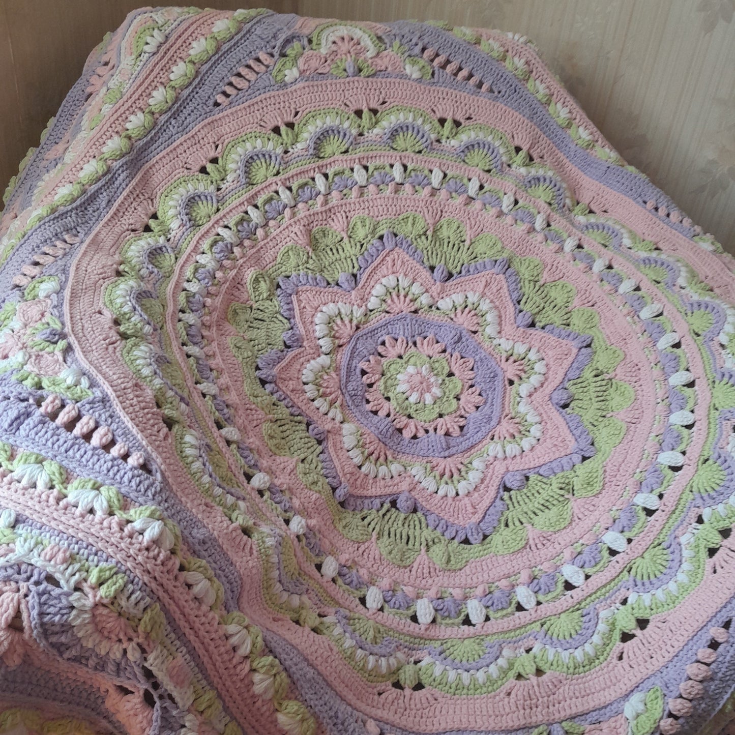 Crochet Mandala Baby Blanket in Pastel