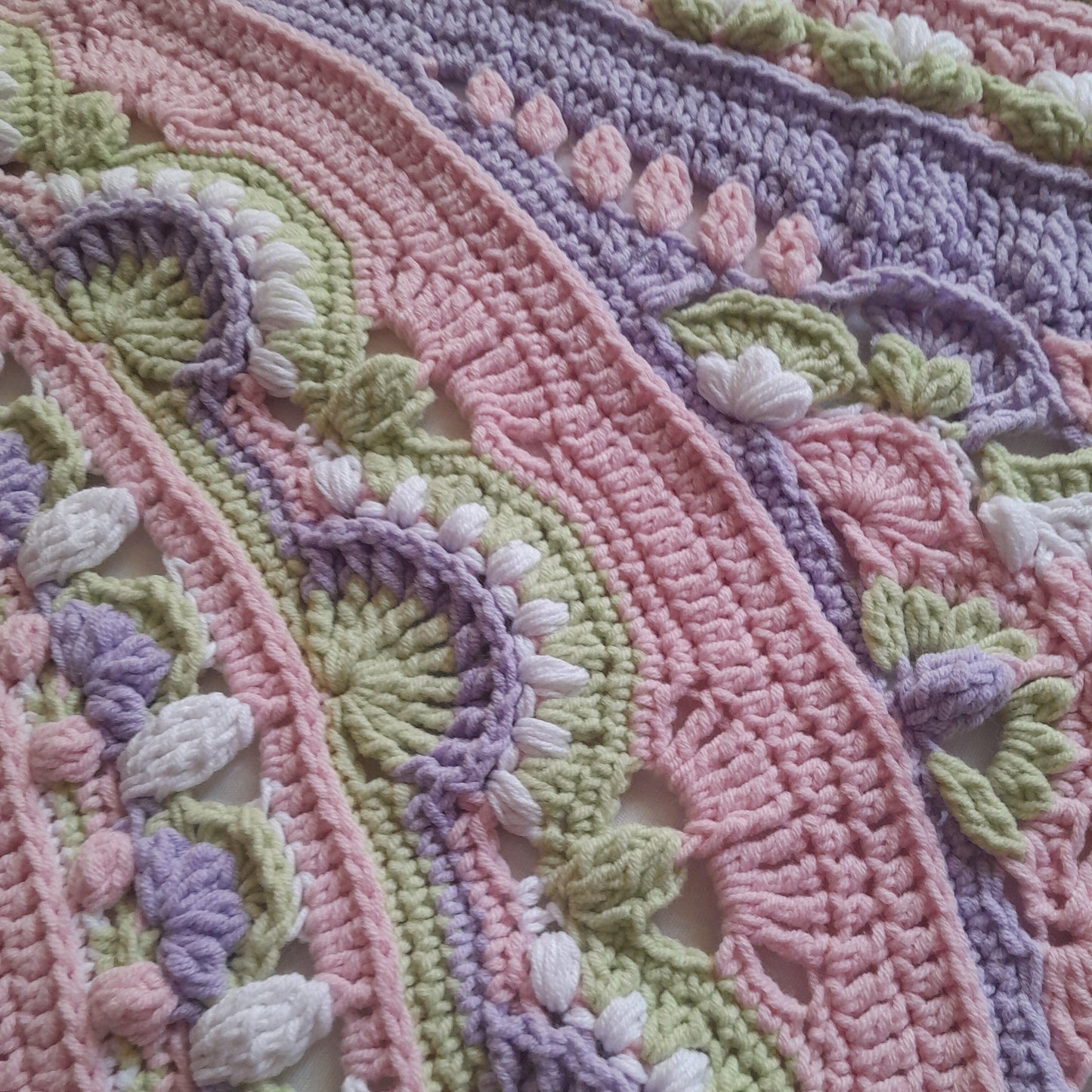 Crochet Mandala Baby Blanket in Pastel