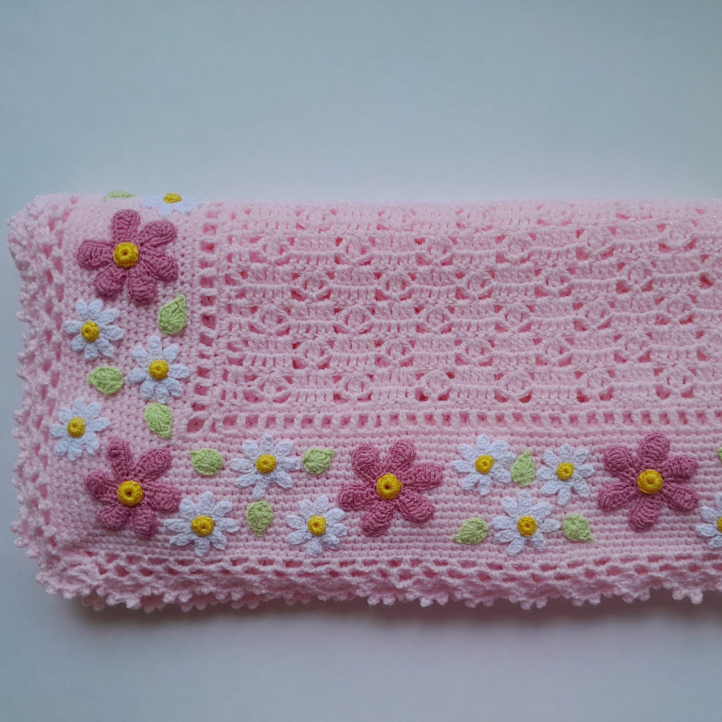 Crochet Baby Blanket Pink Flowers Daisy Applique
