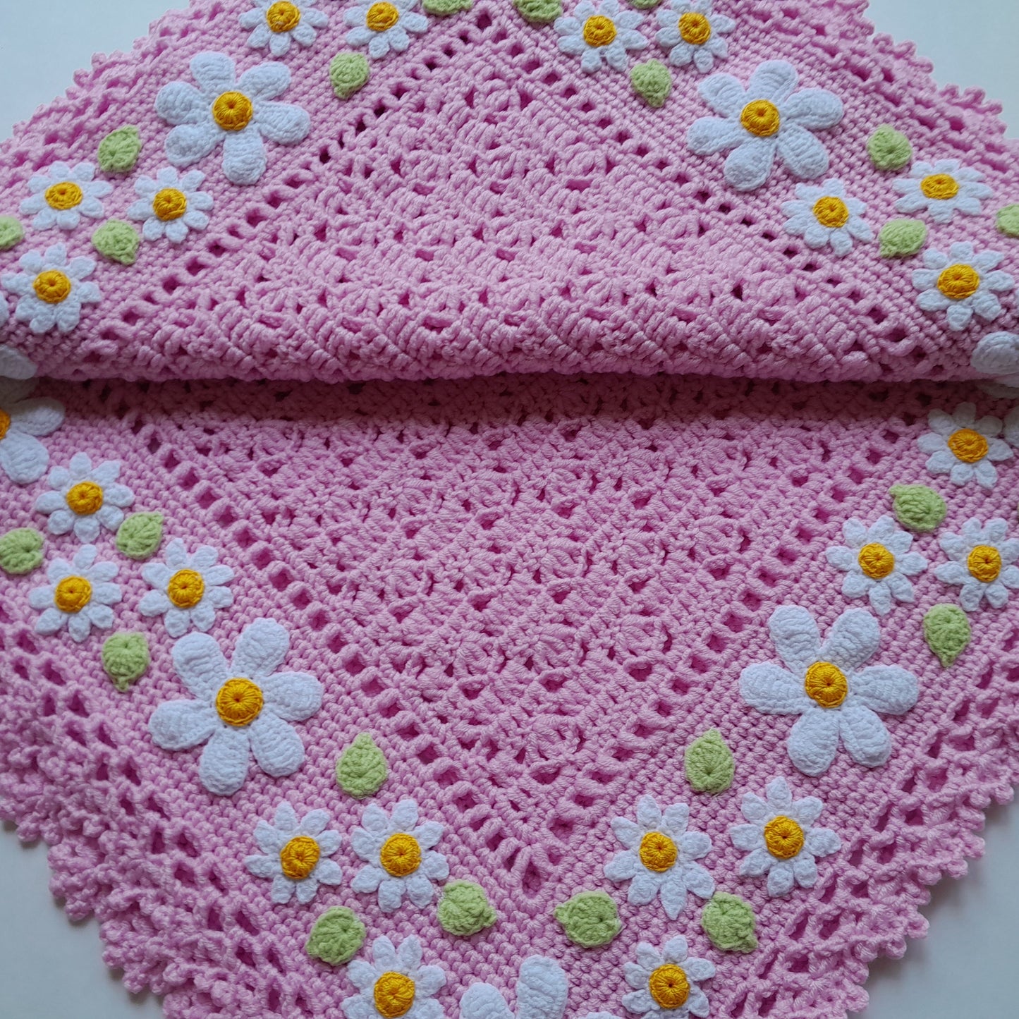 Pink Crochet Baby Blanket with Daisy Flowers Applique