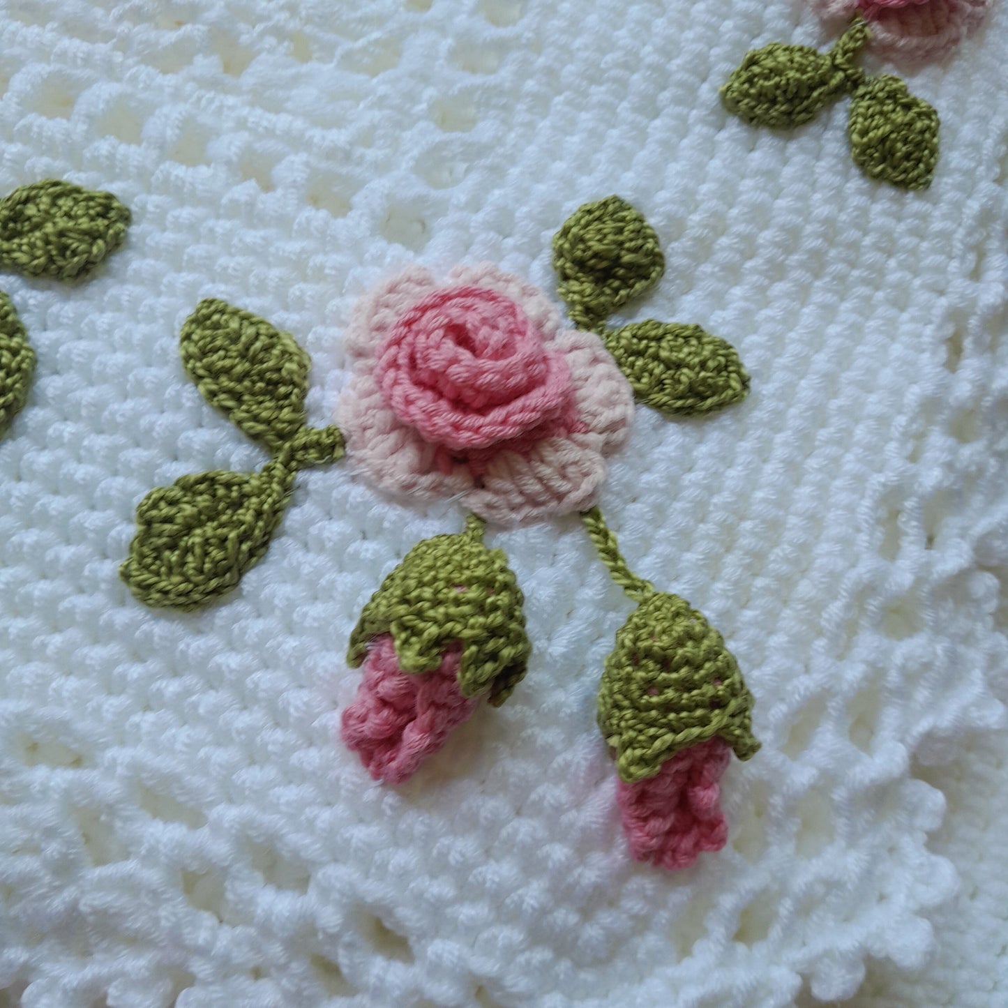 Crochet Baby Blanket Rose Garden Flowers Applique