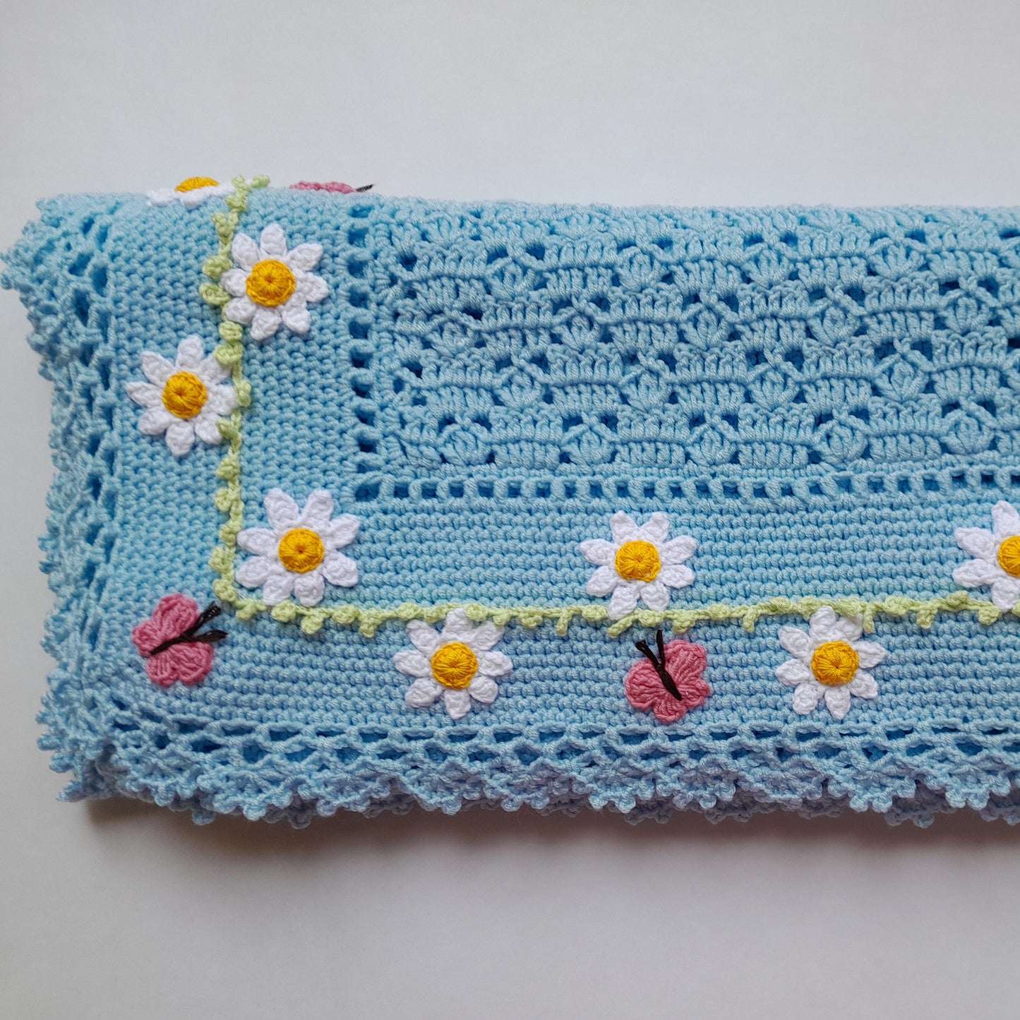 Crochet Baby Blanket Daisy Butterfly Applique
