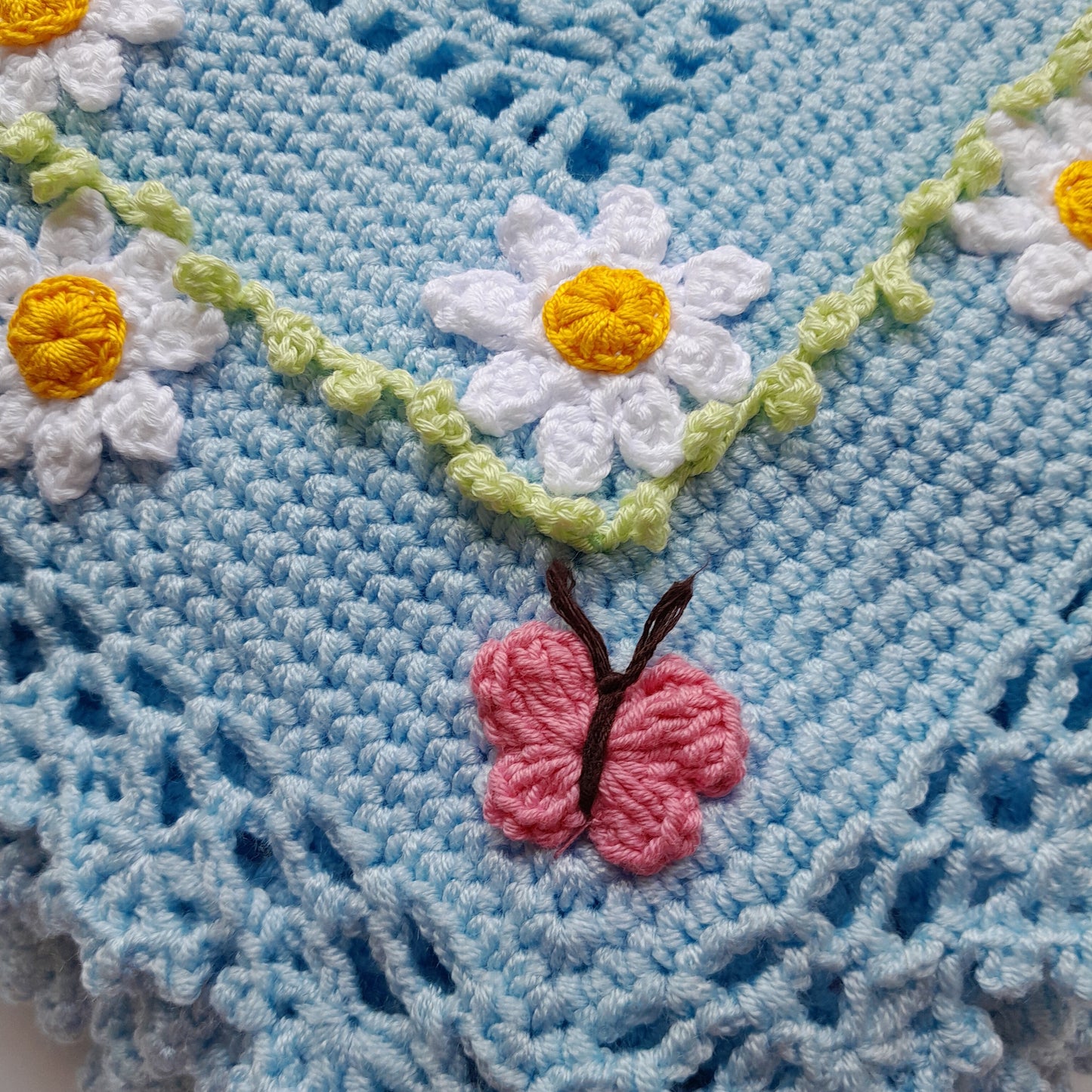 Crochet Baby Blanket Daisy Butterfly Applique
