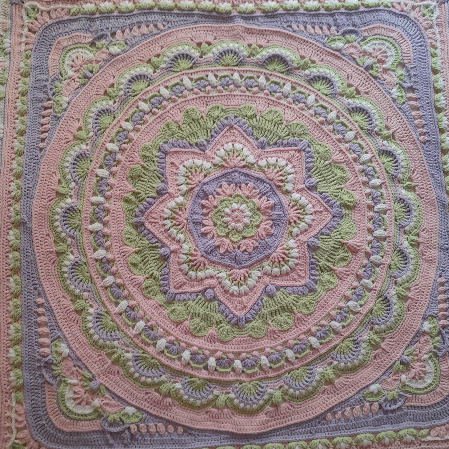 Crochet Mandala Baby Blanket in Pastel